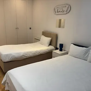 Comfortable - Cosy - Budget In Center Gasthof